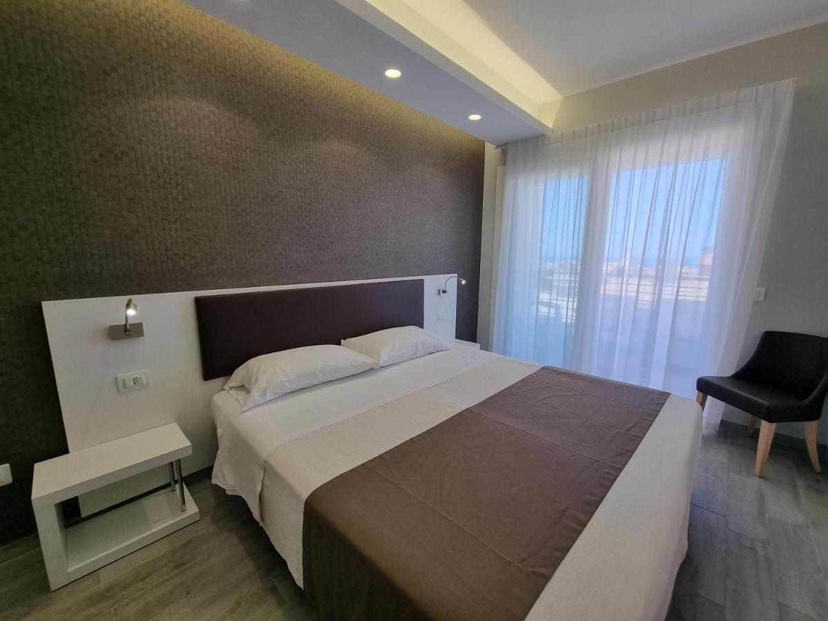 Rooms Dream โตรเปอา ภายนอก รูปภาพ