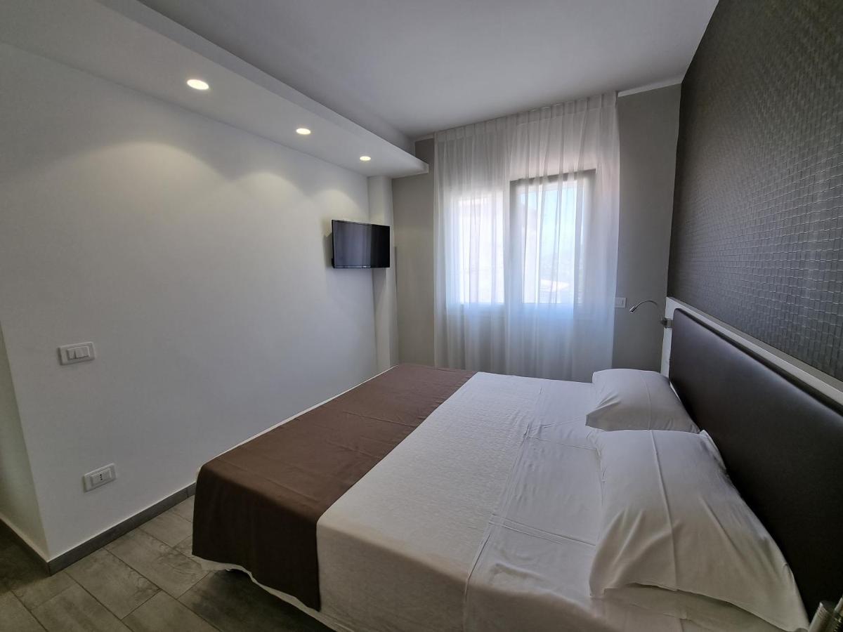 Rooms Dream โตรเปอา ภายนอก รูปภาพ